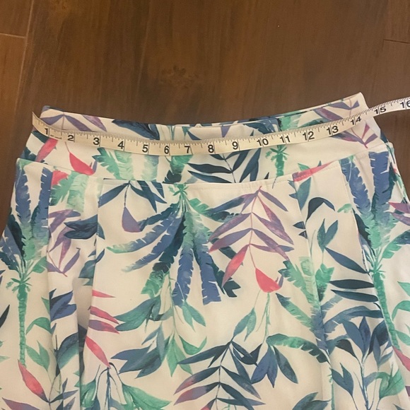 Tommy Bahama Tennis skirt - Picture 5 of 5